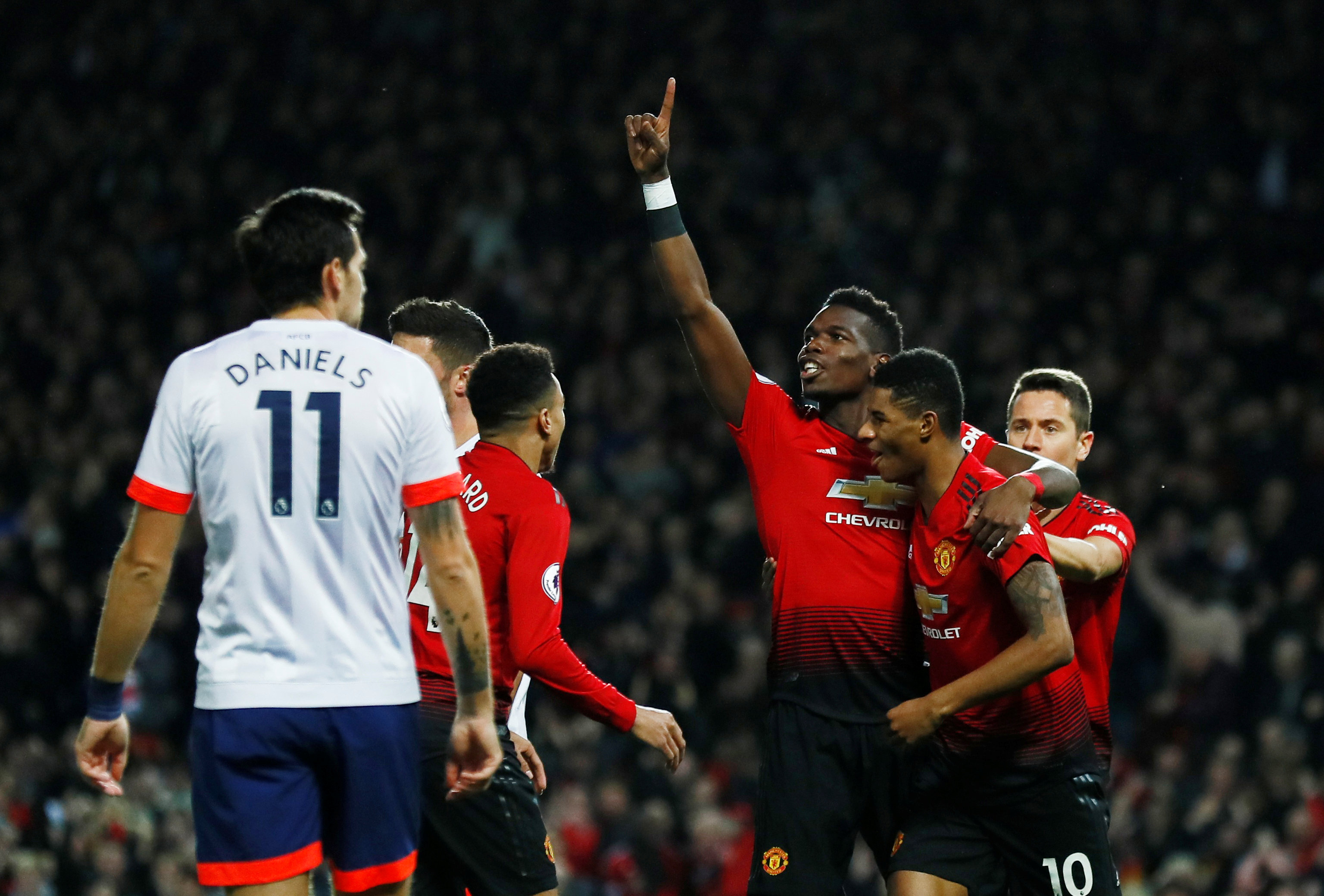 道身后有一 道身后有一