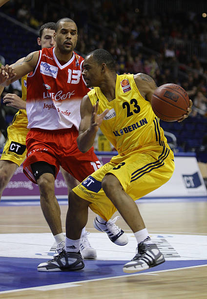 到中距离投 到中距离投