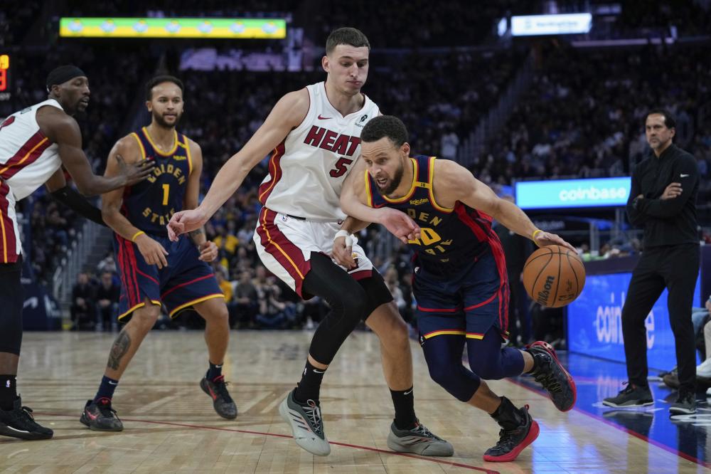 领先第二名 领先第二名